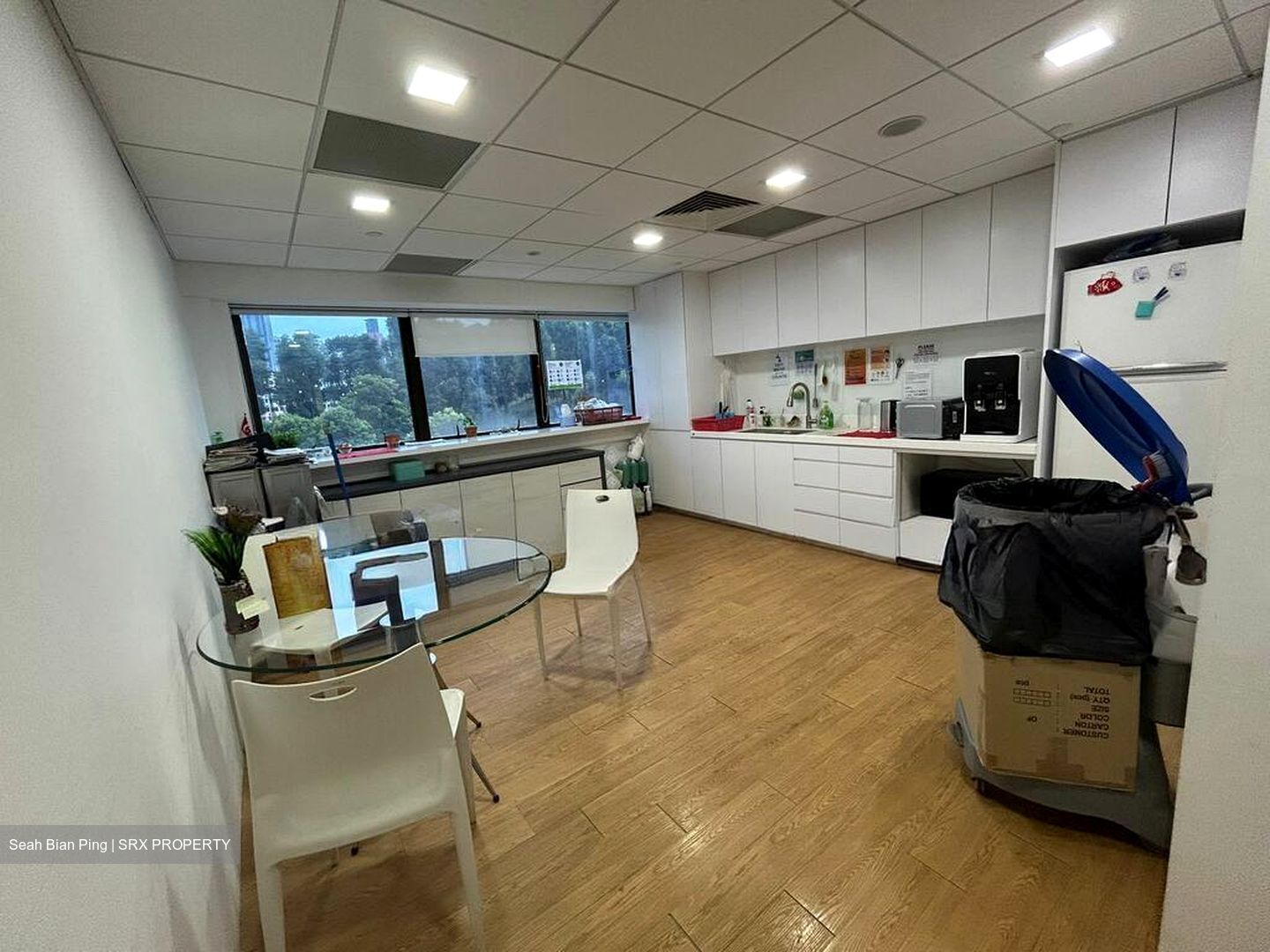 San Centre (D3), Office #525635251
